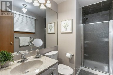40 HOLMCREST TRAIL Toronto (Centennial Scarborough) Ontario photo 16
