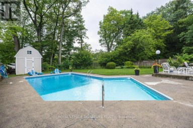 40 HOLMCREST TRAIL Toronto (Centennial Scarborough) Ontario photo 2