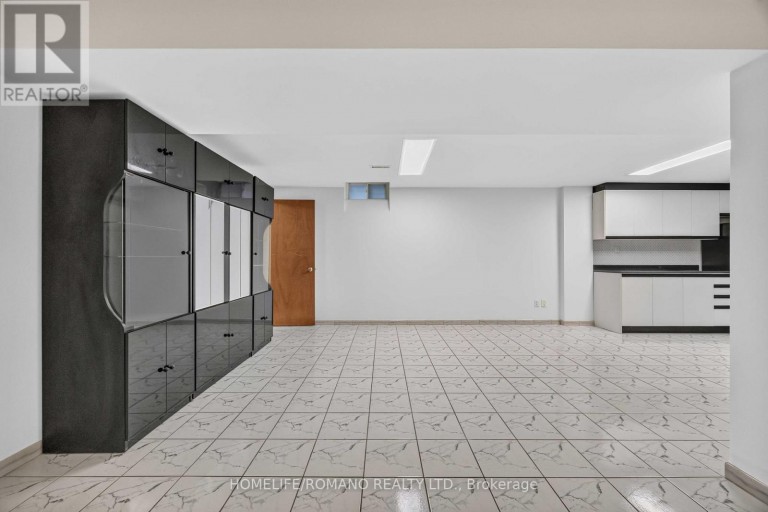 BSMT - 61 GAS LIGHT CRESCENT, Vaughan (East Woodbridge), Ontario, L4L8E8