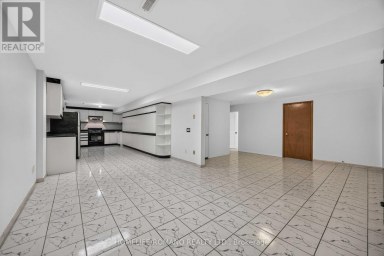 BSMT - 61 GAS LIGHT CRESCENT Vaughan (East Woodbridge) Ontario photo 14