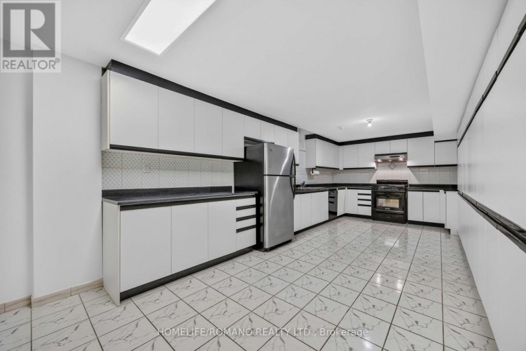 BSMT - 61 GAS LIGHT CRESCENT, Vaughan (East Woodbridge), Ontario, L4L8E8