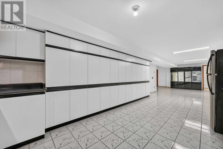 BSMT - 61 GAS LIGHT CRESCENT, Vaughan (East Woodbridge), Ontario, L4L8E8