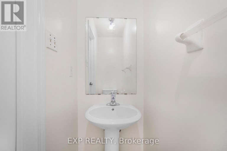 128 OLYMPIA CRESCENT, Brampton (Fletcher's Meadow), Ontario, L6X4W3
