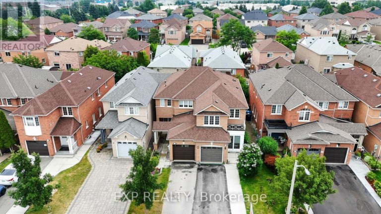 128 OLYMPIA CRESCENT, Brampton (Fletcher's Meadow), Ontario, L6X4W3