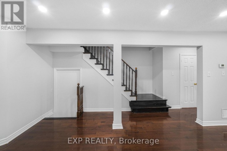 128 OLYMPIA CRESCENT, Brampton (Fletcher's Meadow), Ontario, L6X4W3