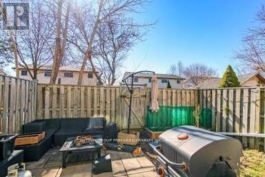 17 - 711 OSGOODE DRIVE London South (South Y) Ontario photo 15
