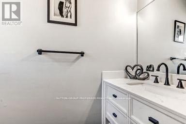 17 - 711 OSGOODE DRIVE London South (South Y) Ontario photo 3