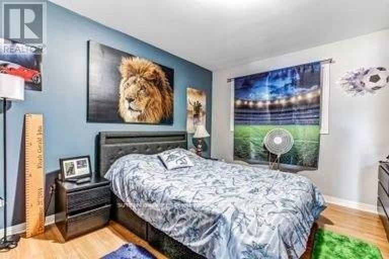 17 - 711 OSGOODE DRIVE, London South (South Y), Ontario, N6E2C8