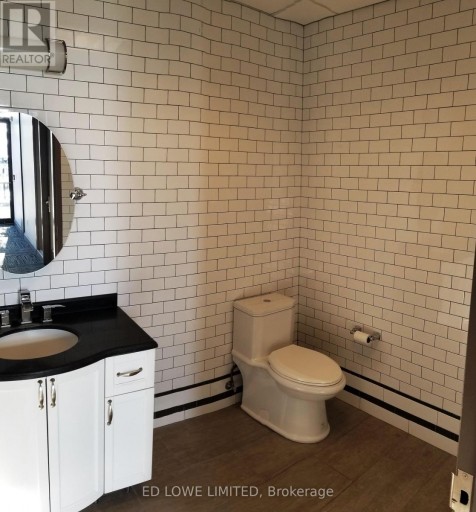 3 - 15 MAPLE AVENUE, Barrie (City Centre), Ontario, L4N2N6