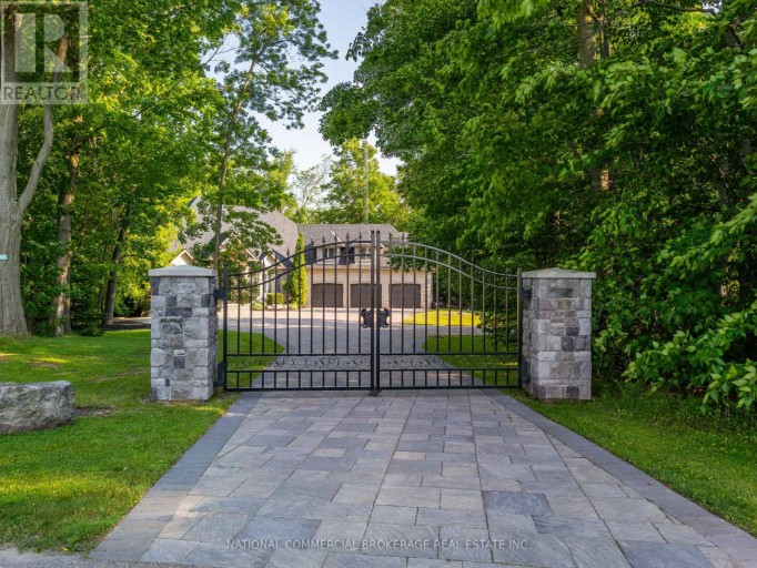 10088 OLD PINE CREST ROAD, Halton Hills (Rural Halton Hills), Ontario, L0P1K0