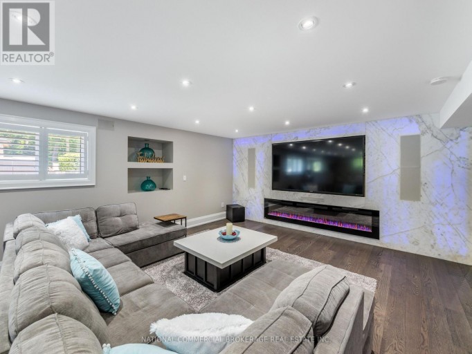 10088 OLD PINE CREST ROAD, Halton Hills (Rural Halton Hills), Ontario, L0P1K0