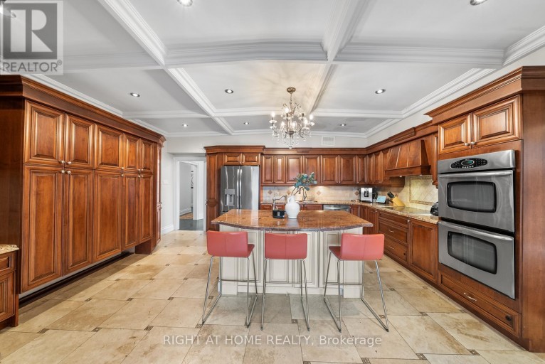 40 HEATHVIEW AVENUE, Toronto (Bayview Village), Ontario, M2K2C1