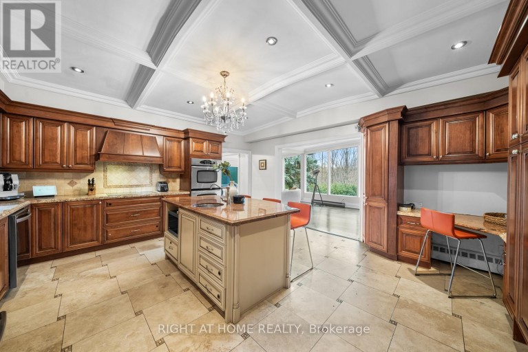 40 HEATHVIEW AVENUE, Toronto (Bayview Village), Ontario, M2K2C1