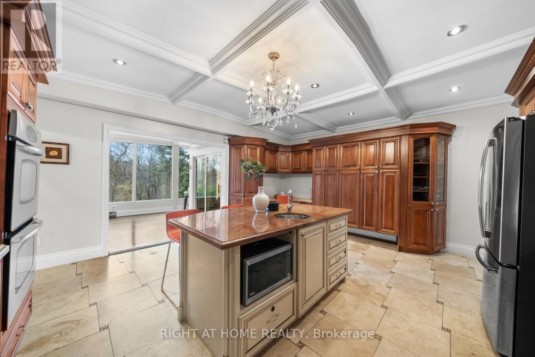 40 HEATHVIEW AVENUE, Toronto (Bayview Village), Ontario, M2K2C1