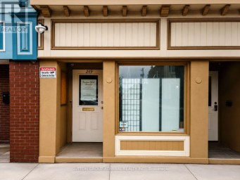 UNIT 101 - 249 DIVISION STREET Cobourg Ontario photo 1