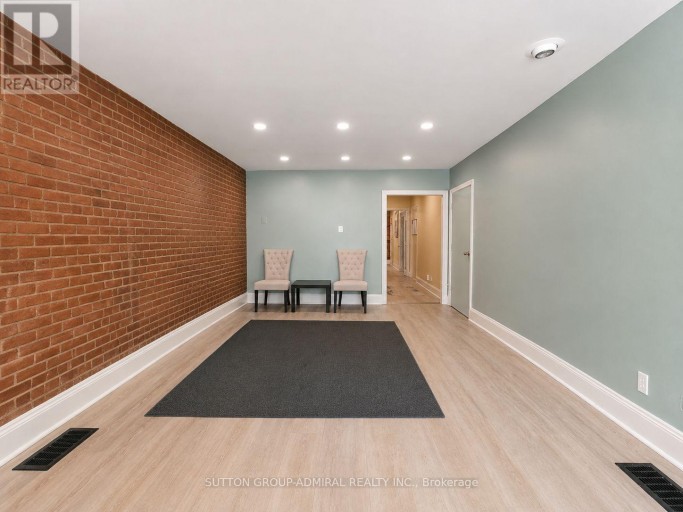 UNIT 101 - 249 DIVISION STREET, Cobourg, Ontario, K9A3P9