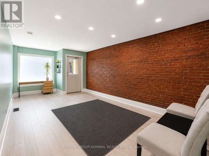 UNIT 101 - 249 DIVISION STREET, Cobourg, Ontario, K9A3P9