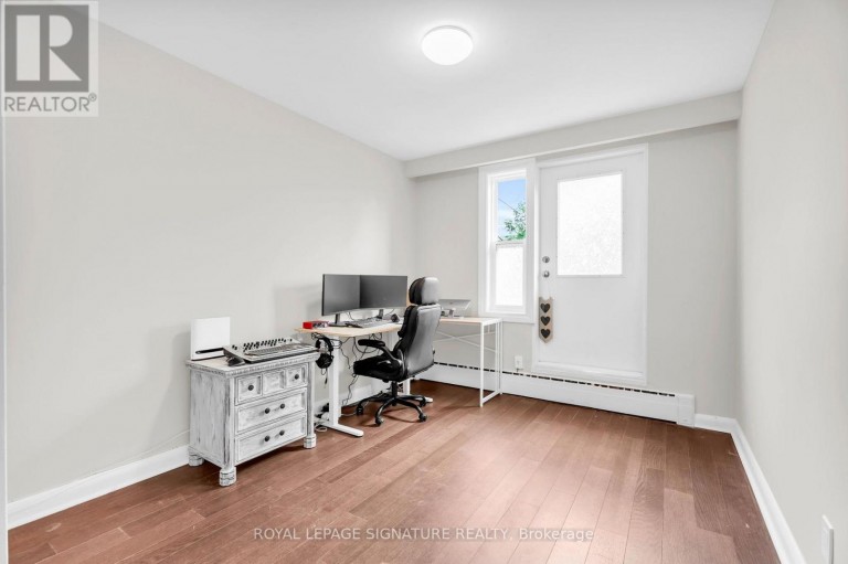 3 - 117 HILLSDALE AVENUE E, Toronto (Mount Pleasant West), Ontario, M4S1T4