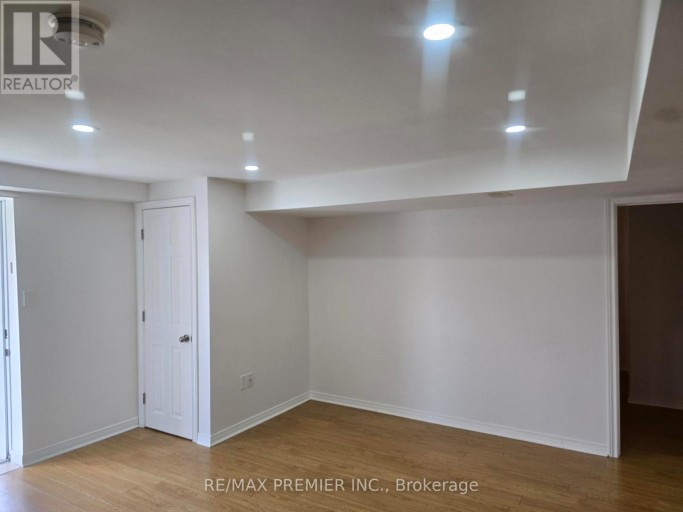 59 FRED YOUNG DRIVE, Toronto (Downsview-Roding-CFB), Ontario, M3L0A1