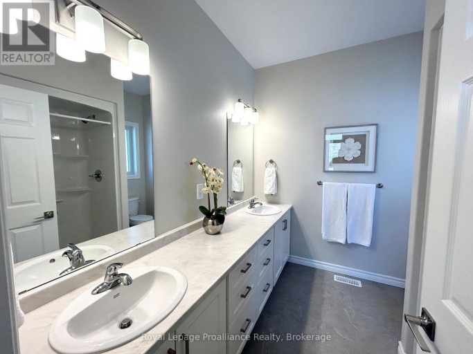 57 COTTONWOOD DRIVE, Belleville (Thurlow Ward), Ontario, K8N0J3