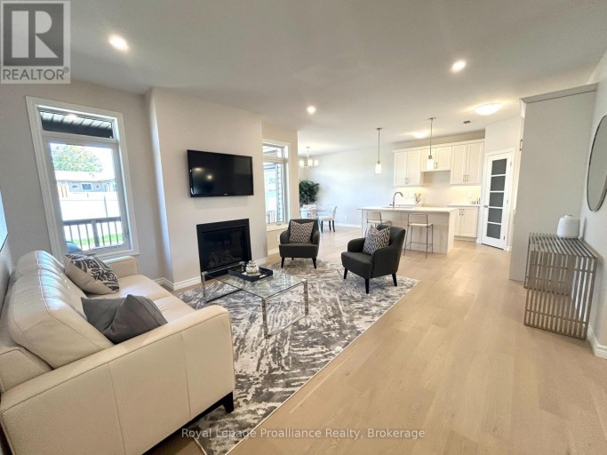 57 COTTONWOOD DRIVE, Belleville (Thurlow Ward), Ontario, K8N0J3