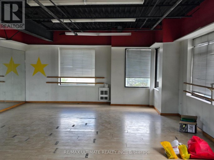 A - 386 DEERHURST DRIVE, Brampton (Gore Industrial South), Ontario, L6T5H9