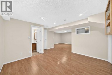 351 Cedarpark Drive SW Calgary Alberta photo 26