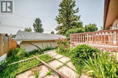 351 Cedarpark Drive SW Calgary Alberta photo 41