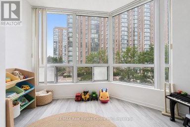 302 - 155 HILLCREST AVENUE Mississauga (Cooksville) Ontario photo 11