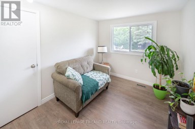 73 GENEVIVE PLACE London East (East C) Ontario photo 26