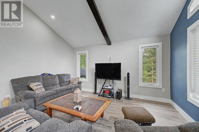 575 HART ROAD, Callander, Ontario, P0H1H0