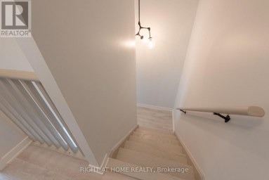 101 - 118 VARNA DRIVE Toronto (Englemount-Lawrence) Ontario photo 16