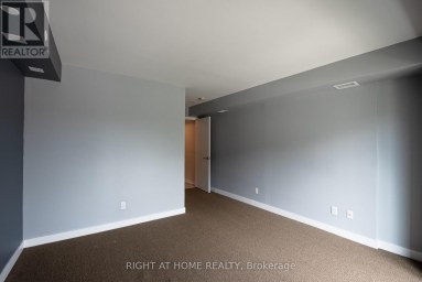 101 - 118 VARNA DRIVE Toronto (Englemount-Lawrence) Ontario photo 22