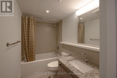 101 - 118 VARNA DRIVE Toronto (Englemount-Lawrence) Ontario photo 24