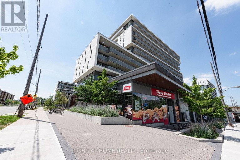 101 - 118 VARNA DRIVE, Toronto (Englemount-Lawrence), Ontario, M6A1N3