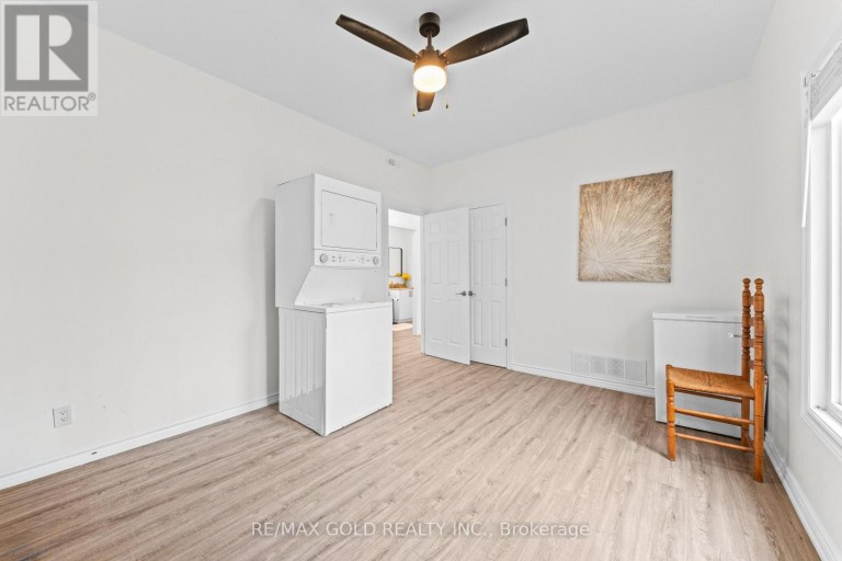 1 - 7 BRIMLEY ROAD S, Toronto (Cliffcrest), Ontario, M1M3W3