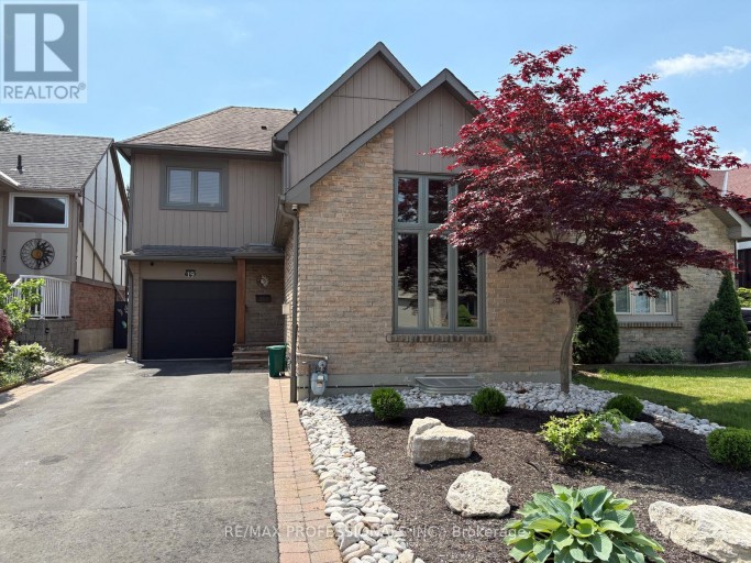 LOWER - 19 ELMBROOK CRESCENT, Toronto (Eringate-Centennial-West Deane), Ontario, M9C5B2