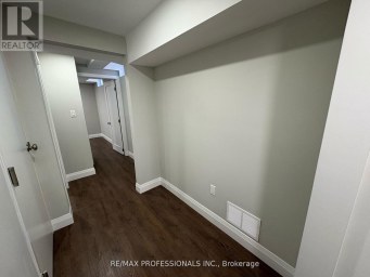 LOWER - 19 ELMBROOK CRESCENT Toronto (Eringate-Centennial-West Deane) Ontario photo 8