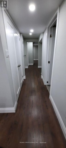 LOWER - 19 ELMBROOK CRESCENT, Toronto (Eringate-Centennial-West Deane), Ontario, M9C5B2
