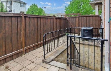 3064 STORNOWAY CIRCUIT Oakville (BC Bronte Creek) Ontario photo 2