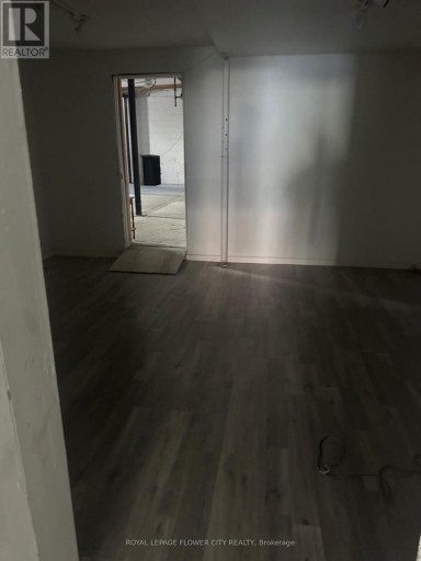 1188 WESTON ROAD, Toronto (Mount Dennis), Ontario, M6M4P4
