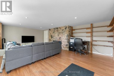 235 BROADVIEW DRIVE Pembroke Ontario photo 29