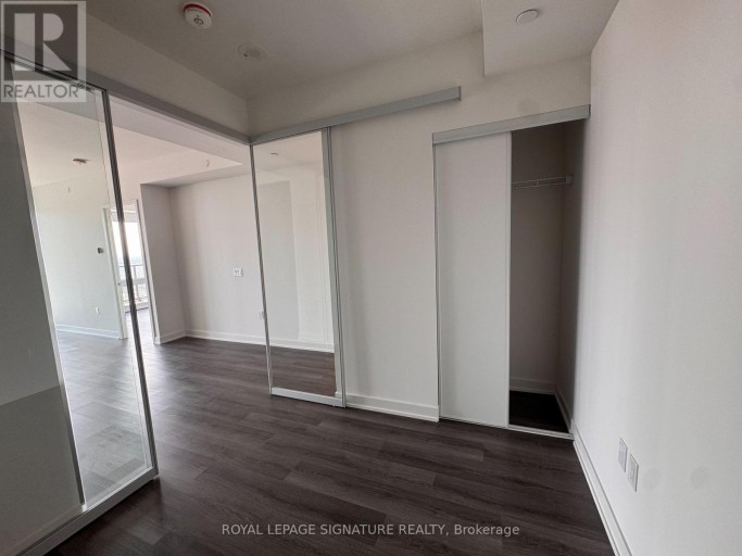4601 - 448 BURNHAMTHORPE ROAD W, Mississauga (City Centre), Ontario, L5B0R4