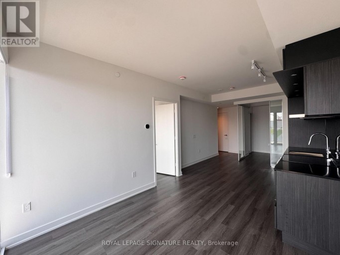 4601 - 448 BURNHAMTHORPE ROAD W, Mississauga (City Centre), Ontario, L5B0R4