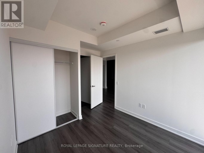 4601 - 448 BURNHAMTHORPE ROAD W, Mississauga (City Centre), Ontario, L5B0R4