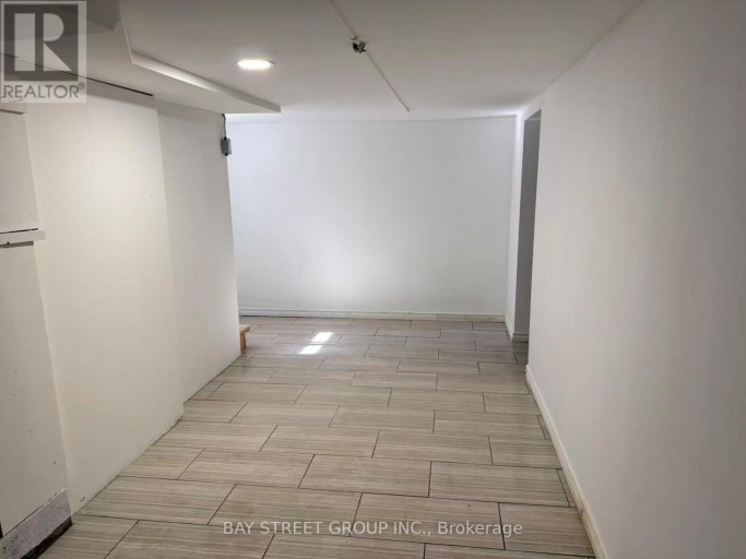(LOWER) - 7 PAVILLION STREET, Markham (Unionville), Ontario, L3R1N8