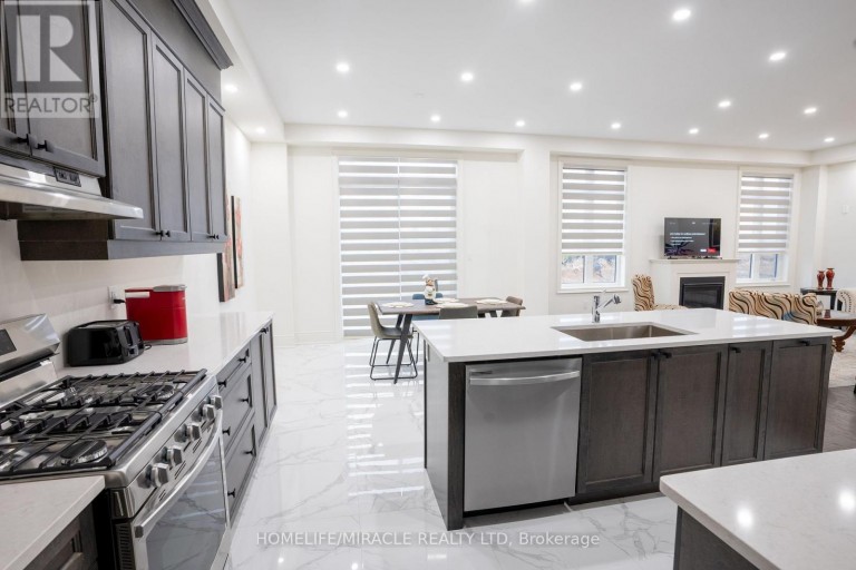 93 BLUEBIRD BOULEVARD, Adjala-Tosorontio (Colgan), Ontario, L0G1W0