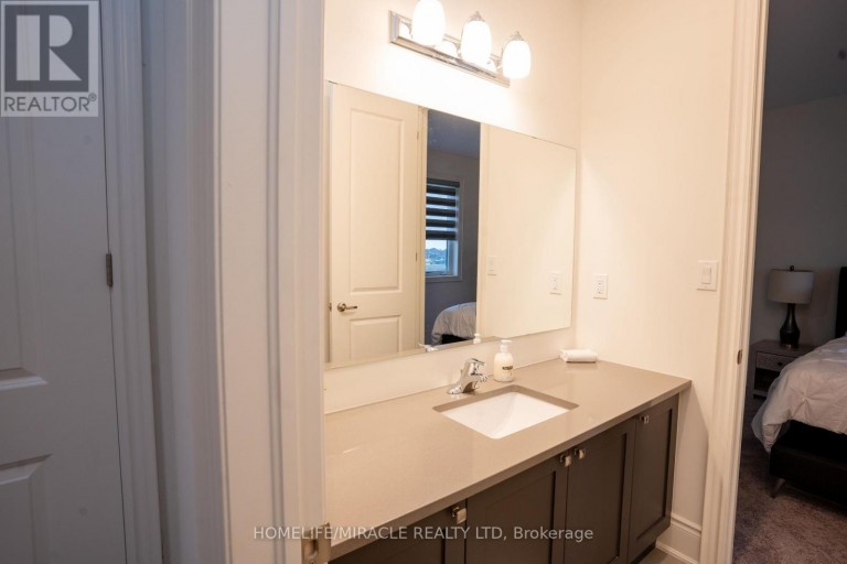 93 BLUEBIRD BOULEVARD, Adjala-Tosorontio (Colgan), Ontario, L0G1W0