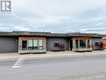 12 - 141 HICKSON AVENUE Kingston (East of Sir John A. Blvd) Ontario photo 1