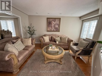 42 COBBLESTONE COURT Brampton (Sandringham-Wellington) Ontario photo 3